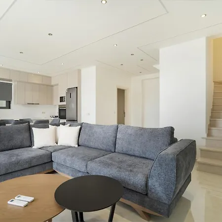 Norelia Luxury Pool Villa Tsoukaládhes
