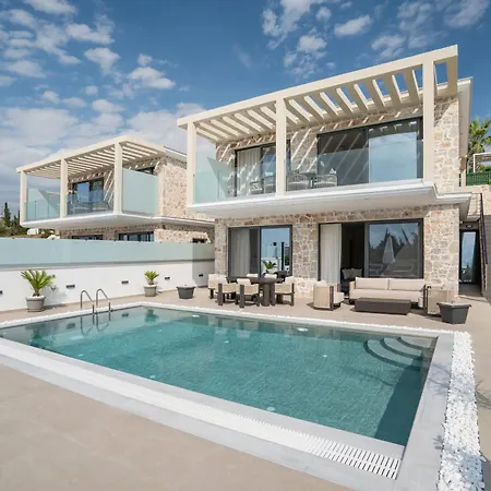 Norelia Luxury Pool Villa